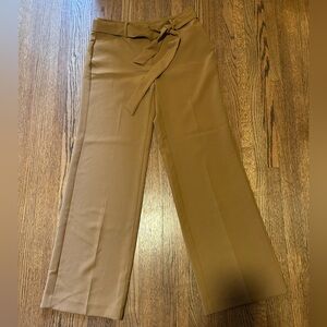 Chico's Tie Waist Wide Leg Pants
Camel Tan Size 00 (Fits S / 4)